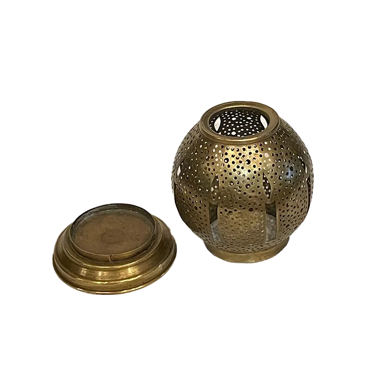 Brass candle holder - Image 2